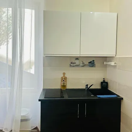 Nesma Pres De La 旺德尔港